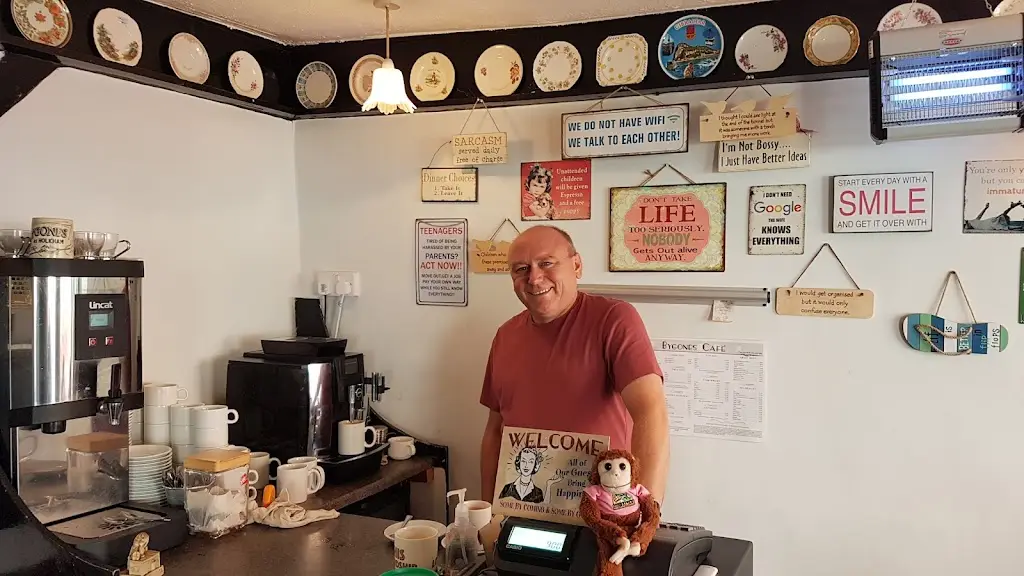 Michael Farris_Bygones_Emneth_review