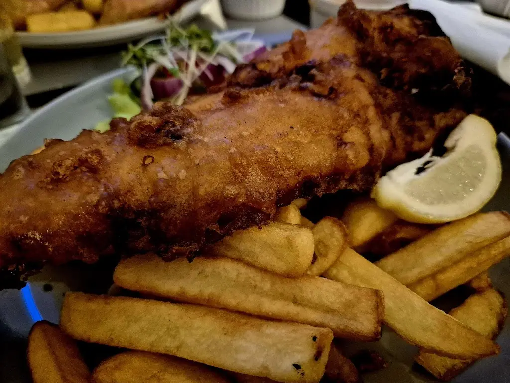 Andrew Day_The Red Lion_Emneth_review