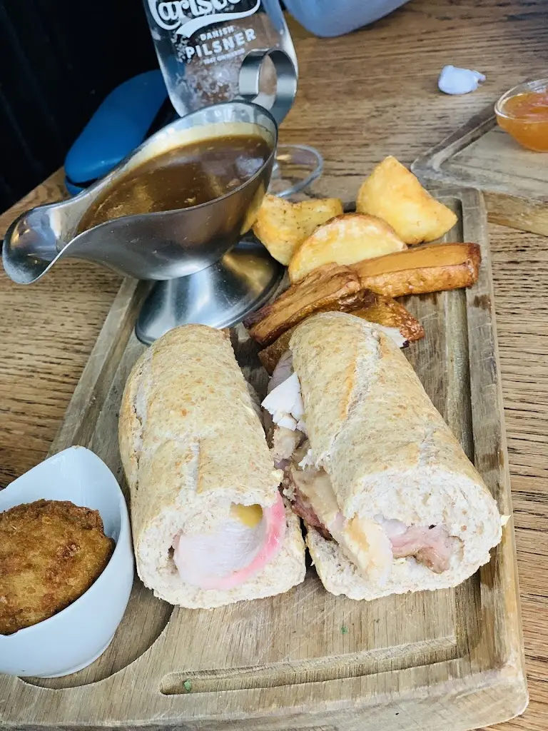 Small Cabbage_Swans Nest_Exminster_review