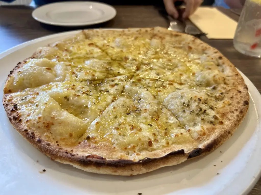 Robert Neary_Papa Luigi's_Euxton_review