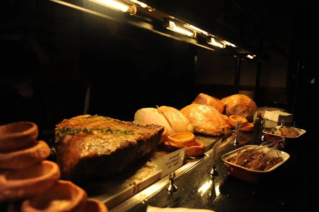 Menu_Bowling Green_Euxton_image_6