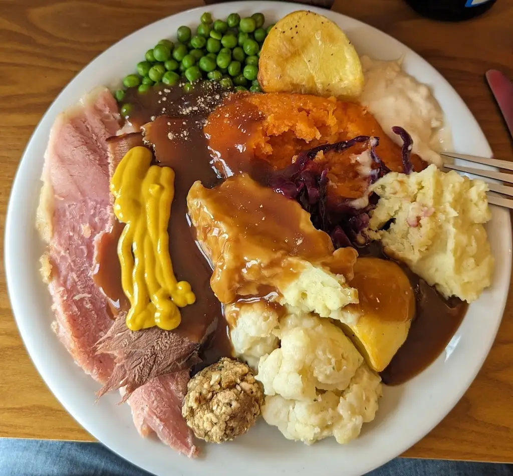 Menu_Bowling Green_Euxton_image_8