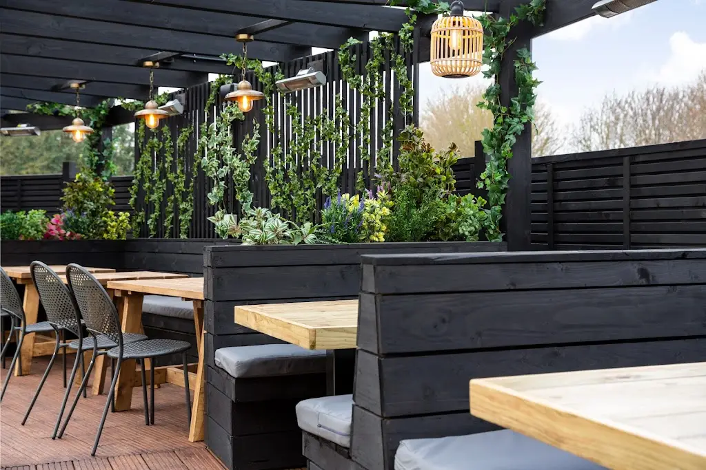 Fields at Aylesford_Aylesford_slider_image_1