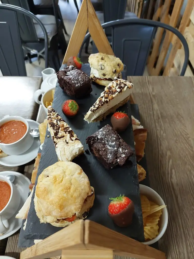 Menu_Twenty Seven_Euxton_image_3