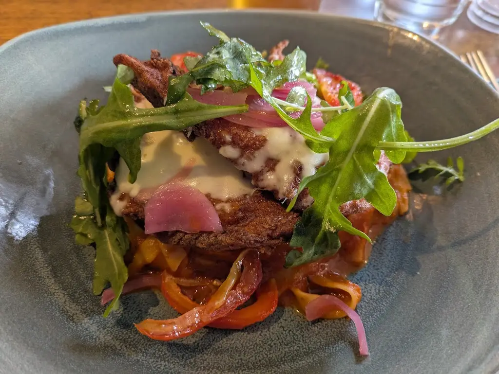 Nigel Sarsfield_The Dragon_Etwall_review