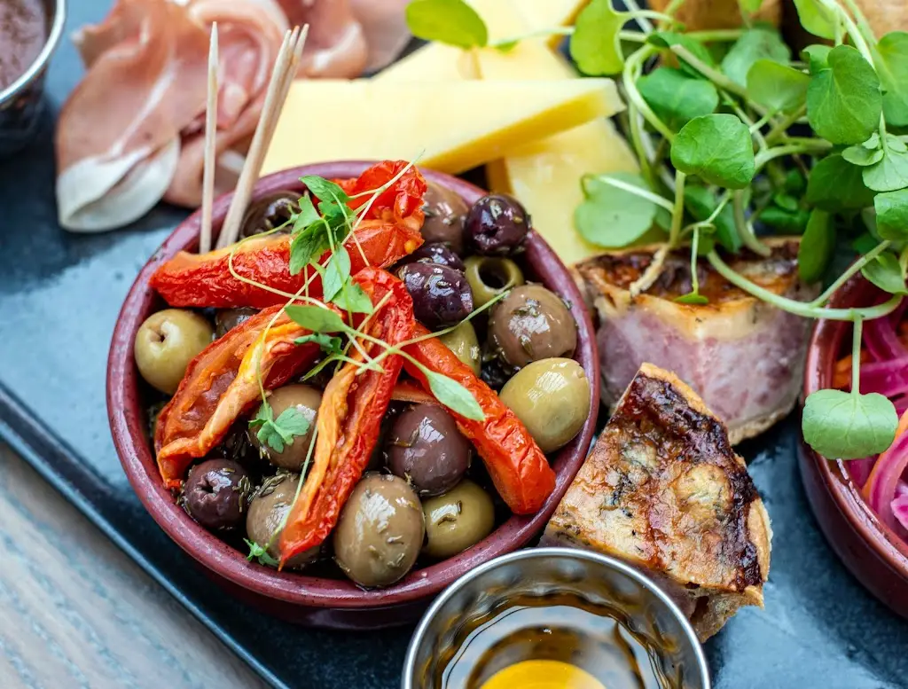 The Dragon_Etwall_slider_image_3