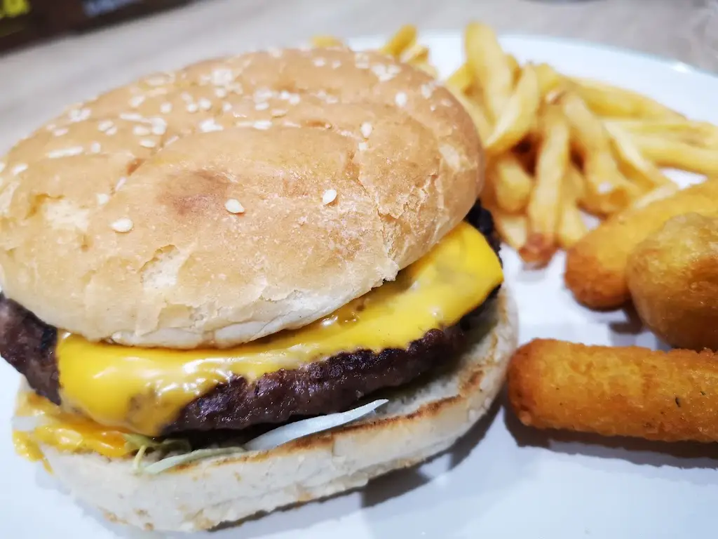 Etwall Balti_Etwall_slider_image_2