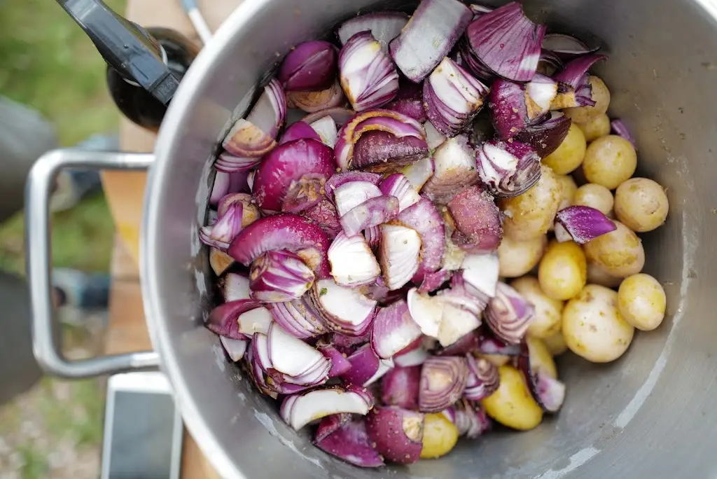 Menu_Under The Nut Tree_Ewyas Harold_immagine_9