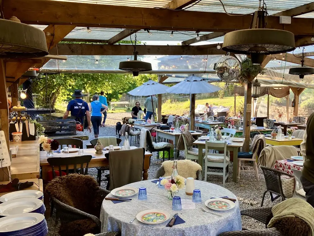 Paul Haylett_Under The Nut Tree_Ewyas Harold_recensione