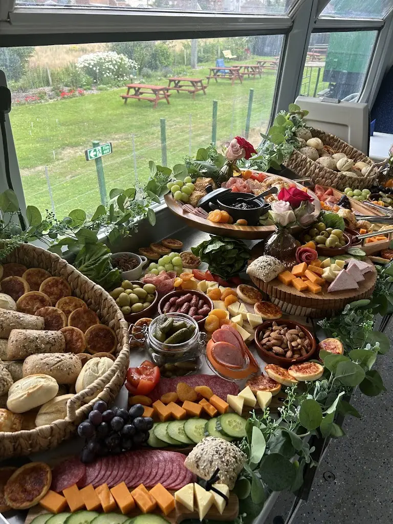 Jubilee Carriages_Eythorne_slider_image_2