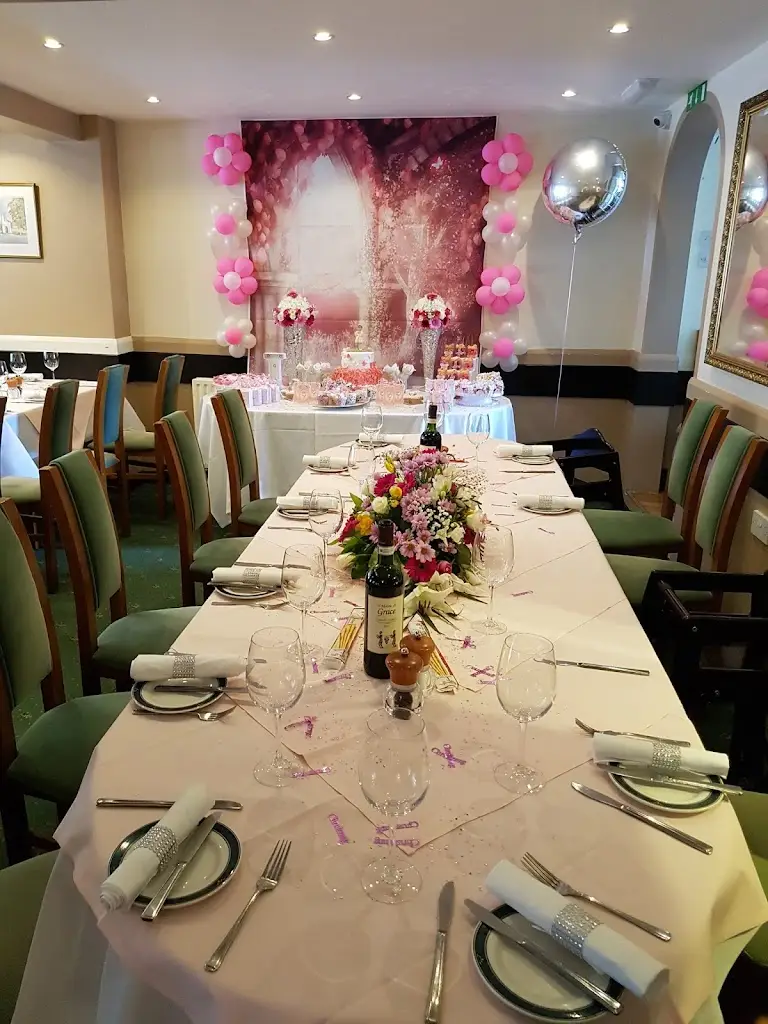 Il Capriccio Ristorante_Ewell_slider_image_1