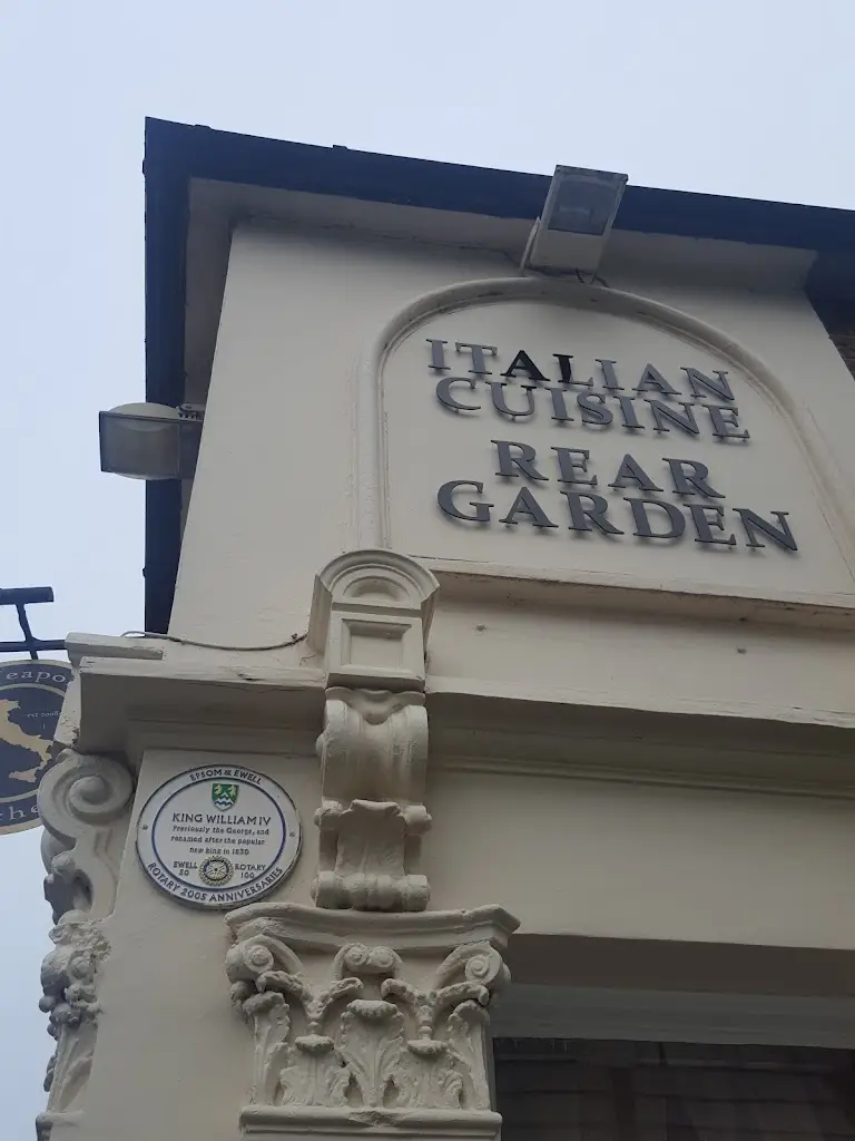 Sam Weston_Ristorante Amalfi_Ewell_review