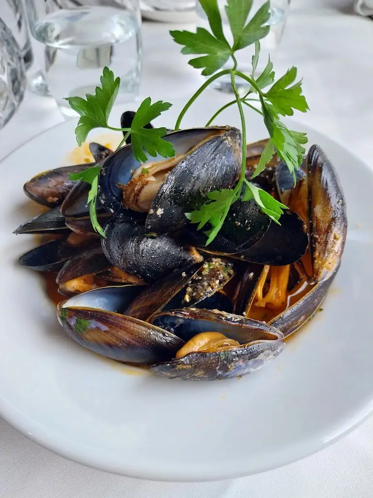 Gavin Newton_Ristorante Amalfi_Ewell_review