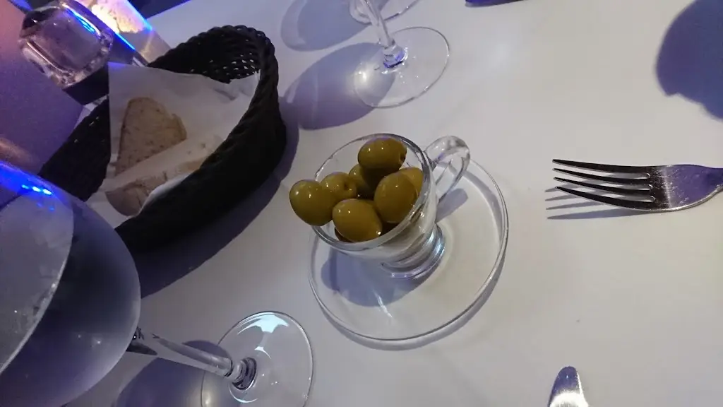 Menu_La Familia Restaurant_Ewell_image_5