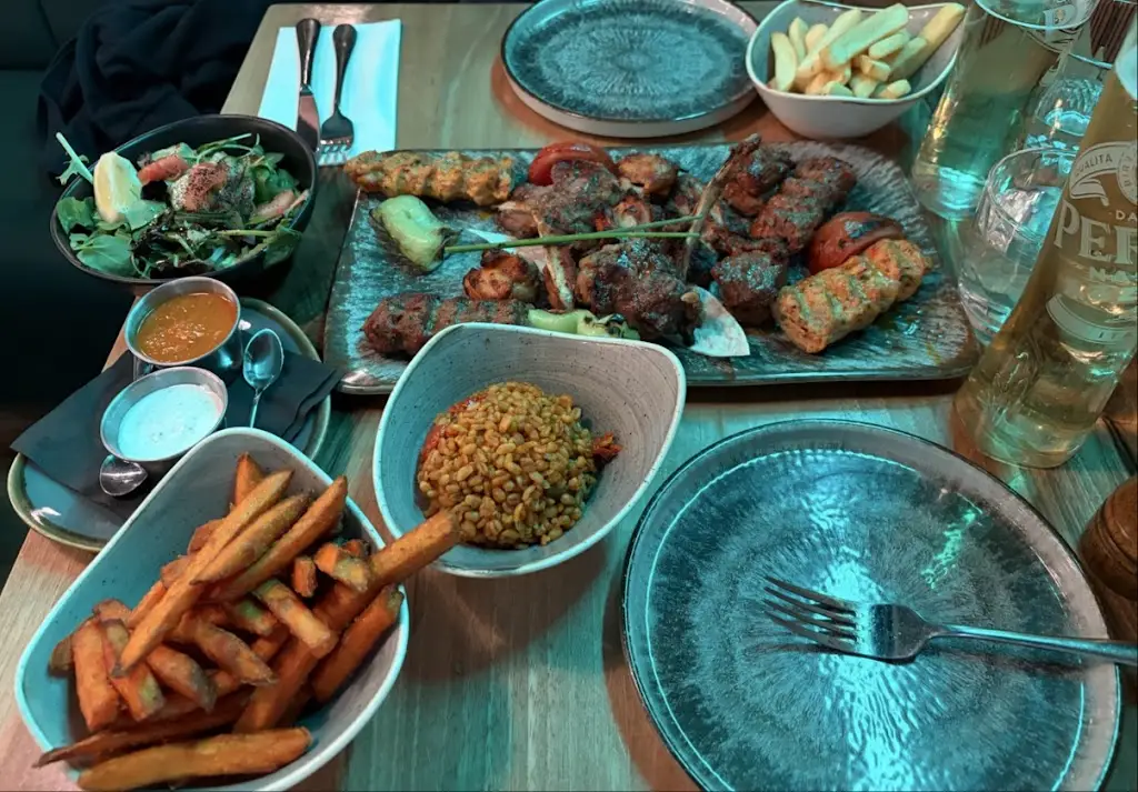 Tom Parrott_Mimoza Bar Kitchen_Ewell_review