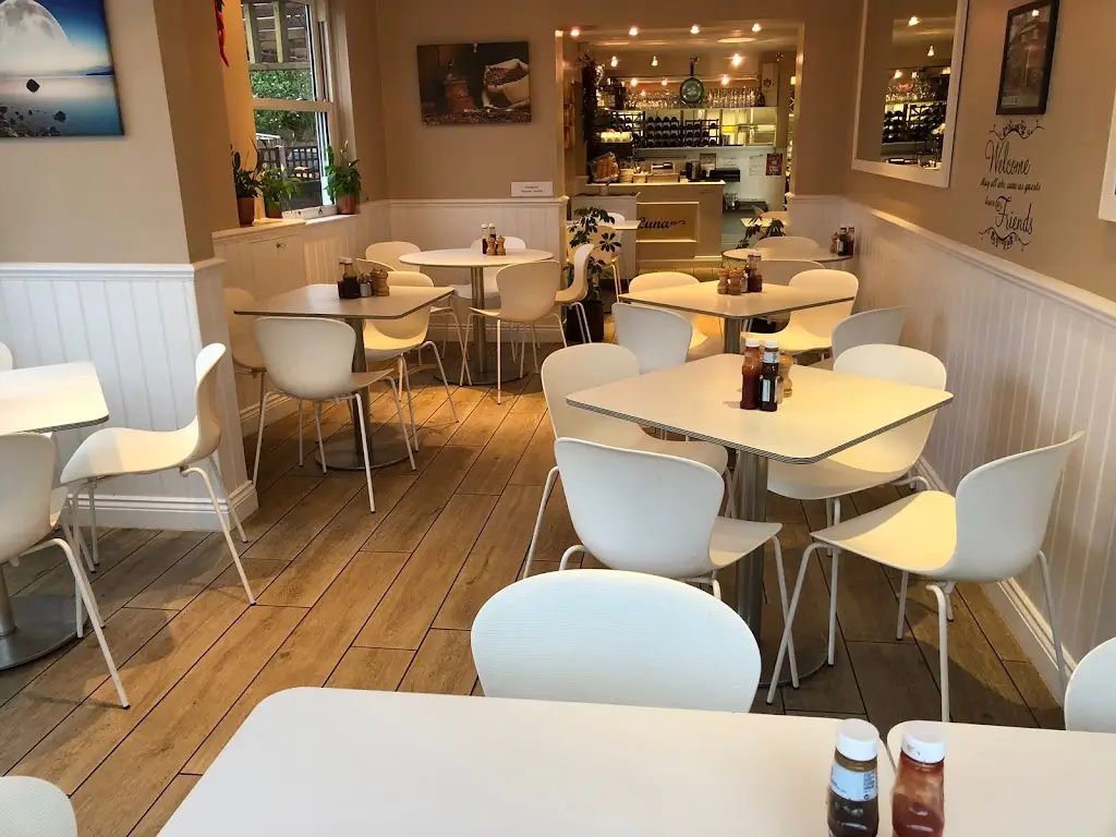 Luna Coffee_Ewell_slider_image_3