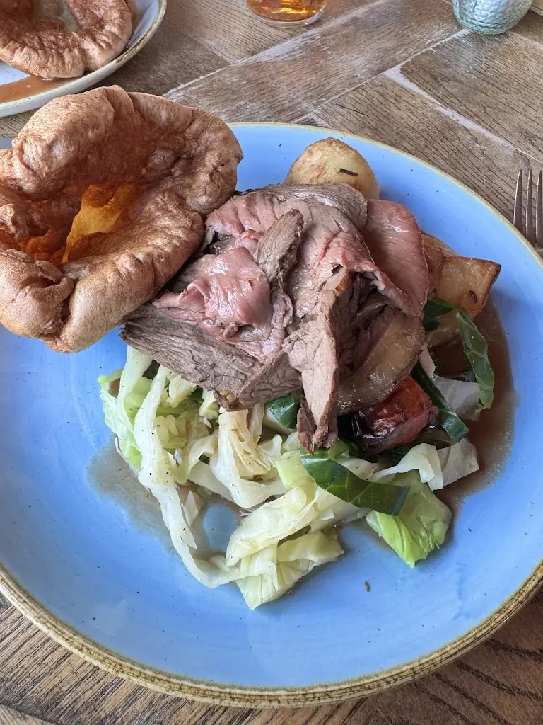 Charlotte Hilsdon_The Grove_Exmouth_review