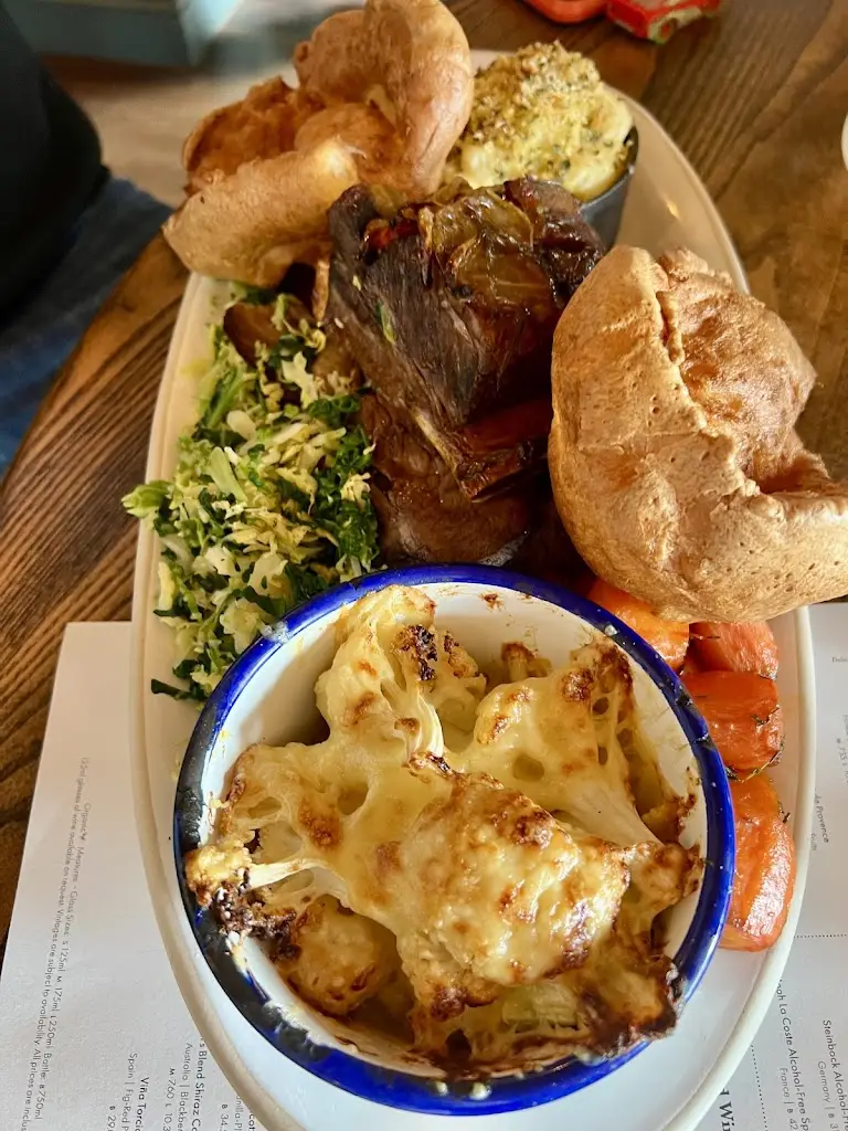 Laura Stone_The Grove_Exmouth_review