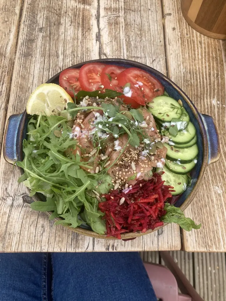 Elizabeth Smith_Cherry Tree Cafe_Eynsham_reseña