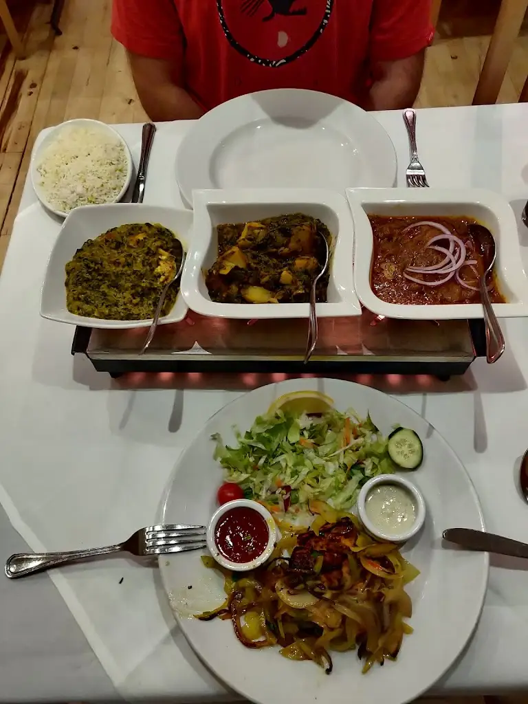 Yaz McG_The Bayleaf_Eynsham_review