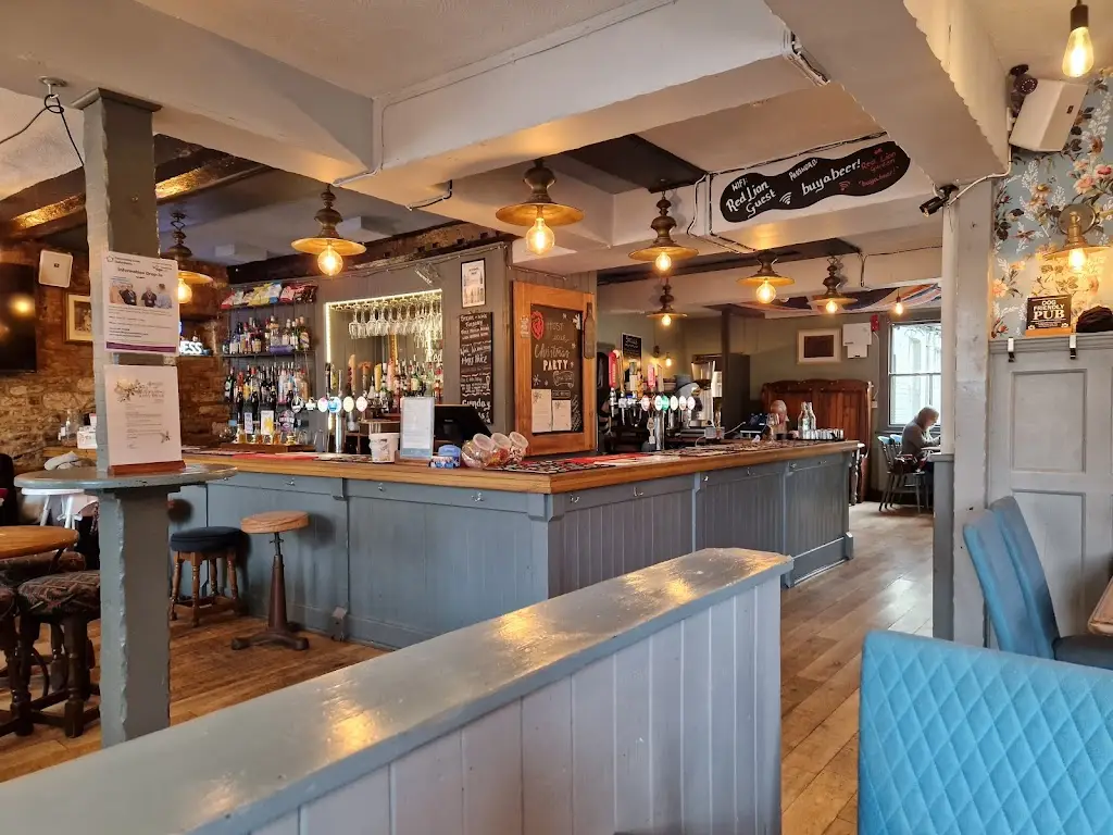 The Red Lion_Eynsham_slider_image_2