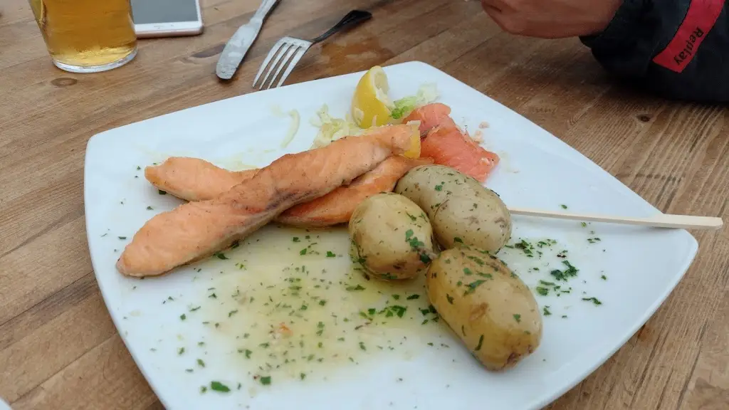 Menu_Wheatsheaf Inn_Axbridge_image_7