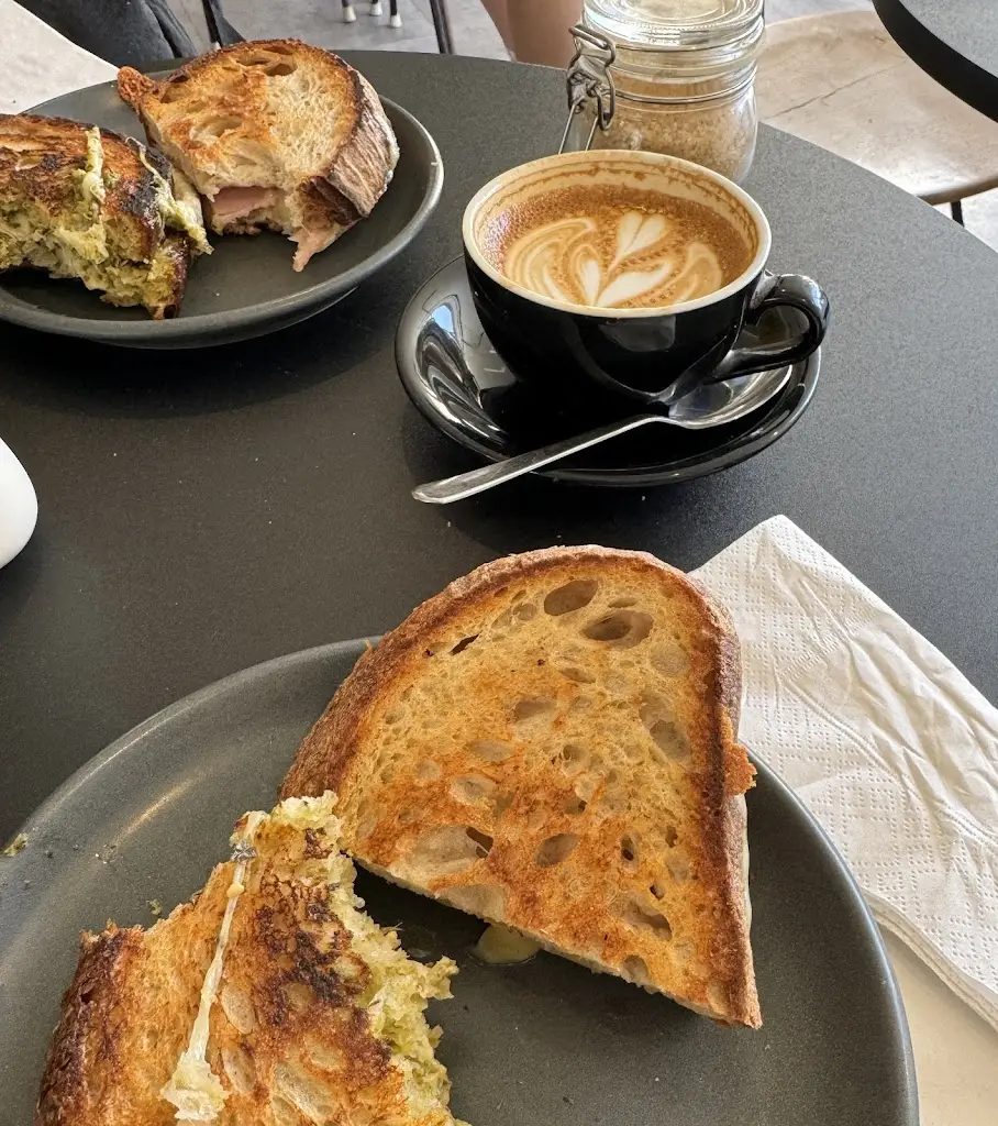 David Austin_Lyall & Co Café Eynsham_Eynsham_review