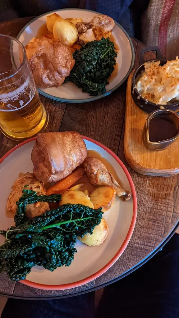Joseph_Mr Hanbury's Mason Arms_Eynsham_review