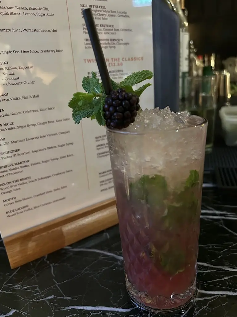 Menu_The White Hart and Courthouse Bar_Eynsham_image_4