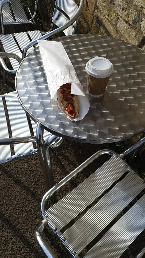 Snax_Eynsham_slider_image_2