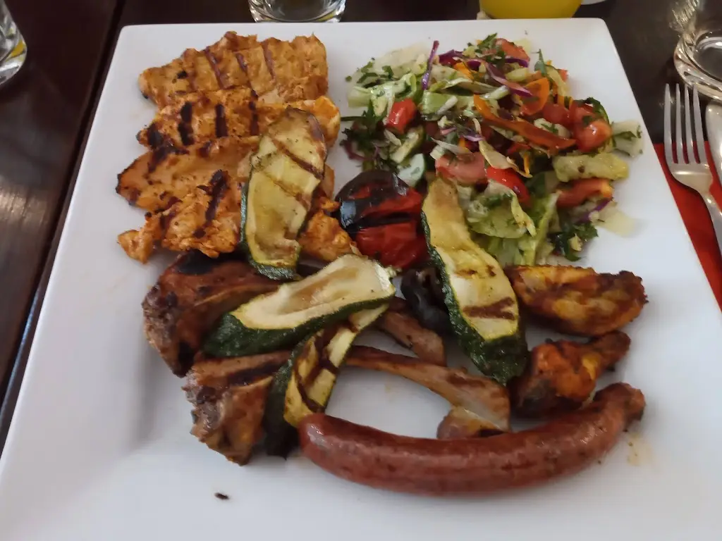 Nomad Lounge_Eynsham_slider_image_2