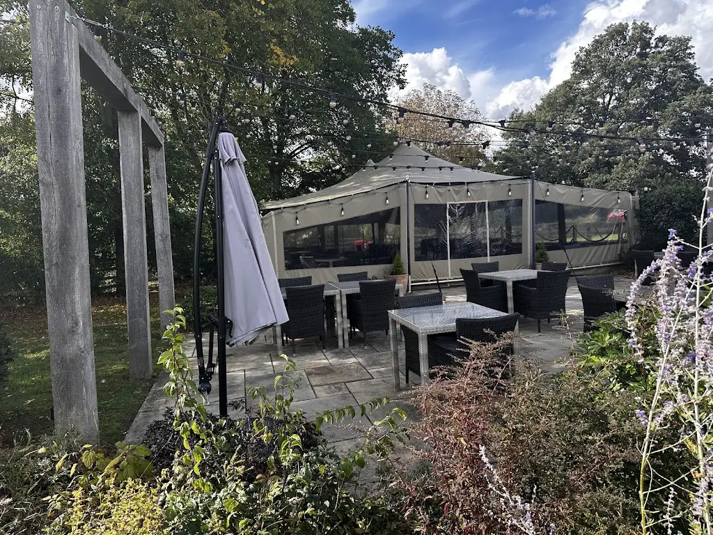 Darren A. Smith_The Evenlode_Eynsham_review