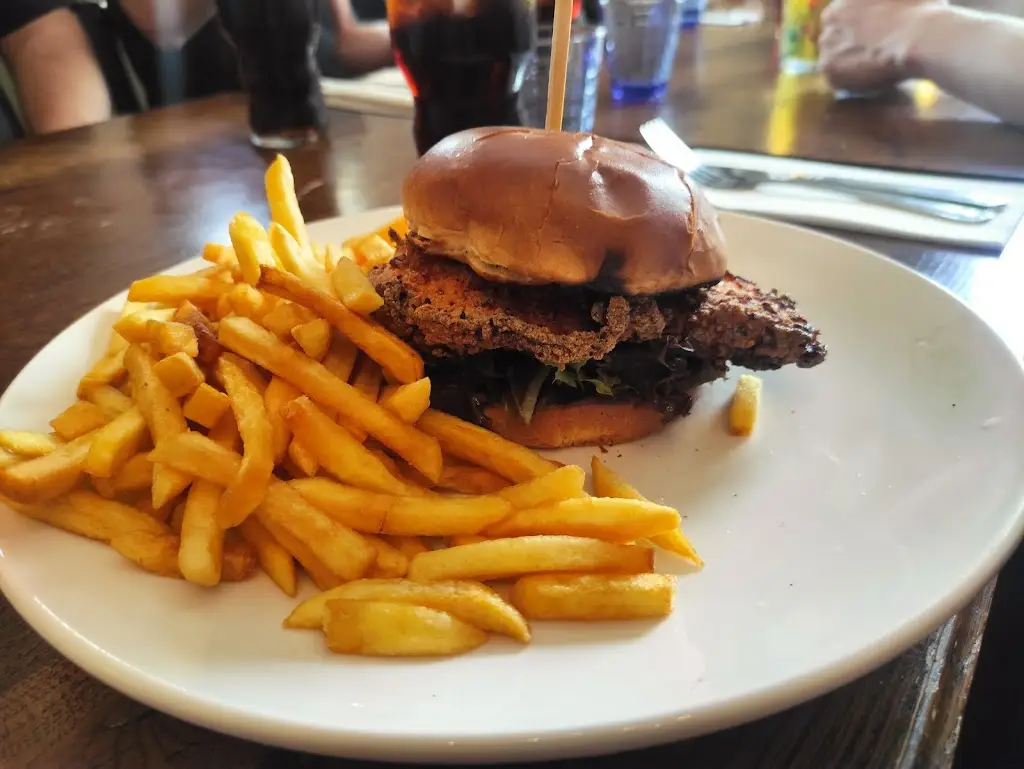 The Evenlode restaurant in Eynsham