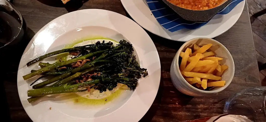 H_Côte Farnham_Farnham_review