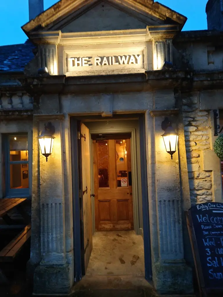 The Railway Inn restaurant in Fairford