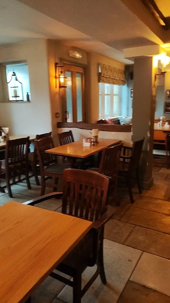 The Railway Inn_Fairford_slider_image_2