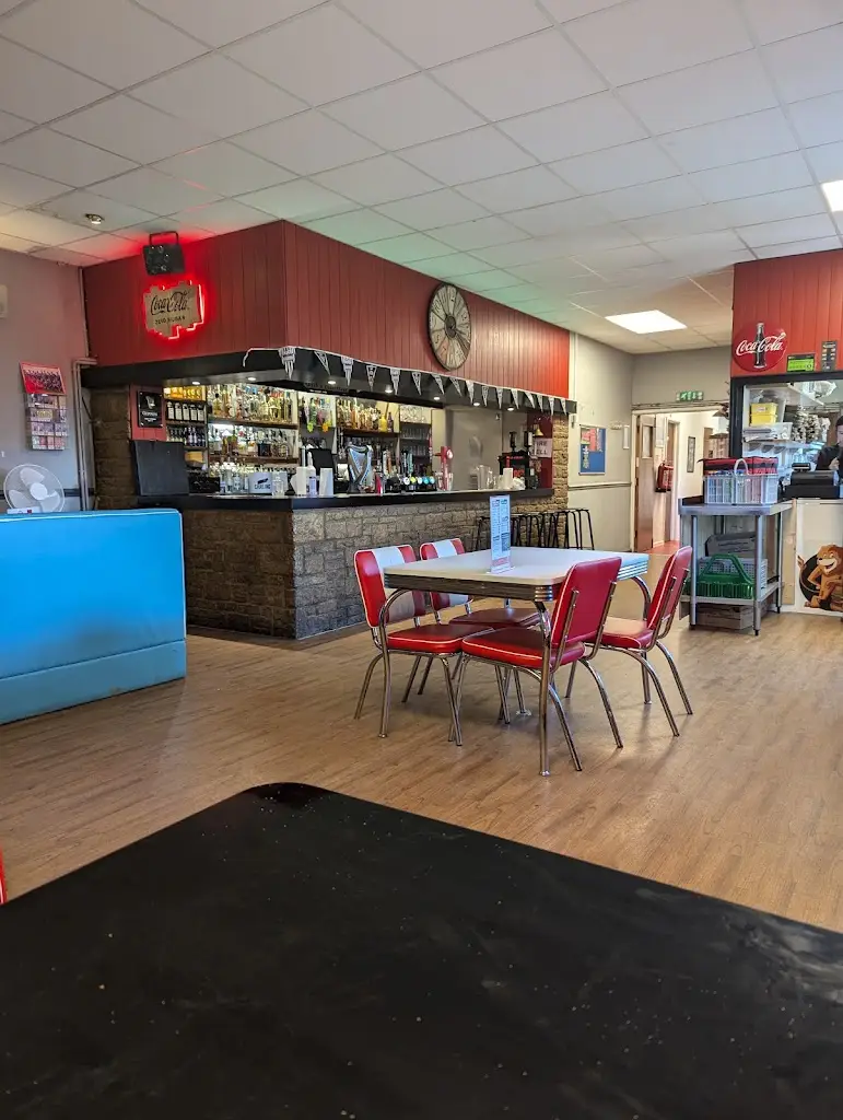 Rachel Jones_Spikes Diner_Fairford_review