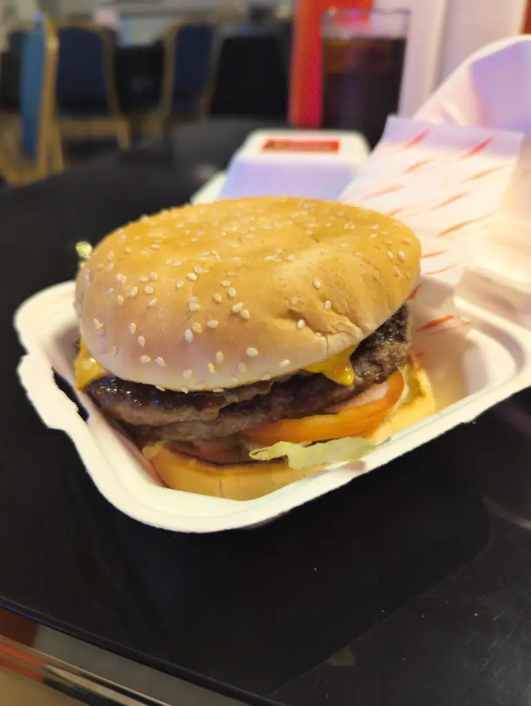 Spikes Diner_Fairford_slider_image_3