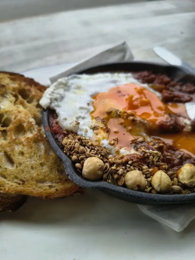 Lynwood & Co Fairford_Fairford_slider_image_3