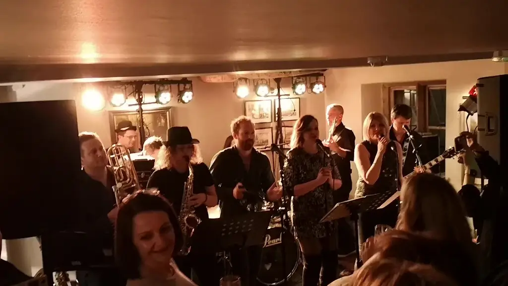 Masons Arms_Fairford_slider_image_2