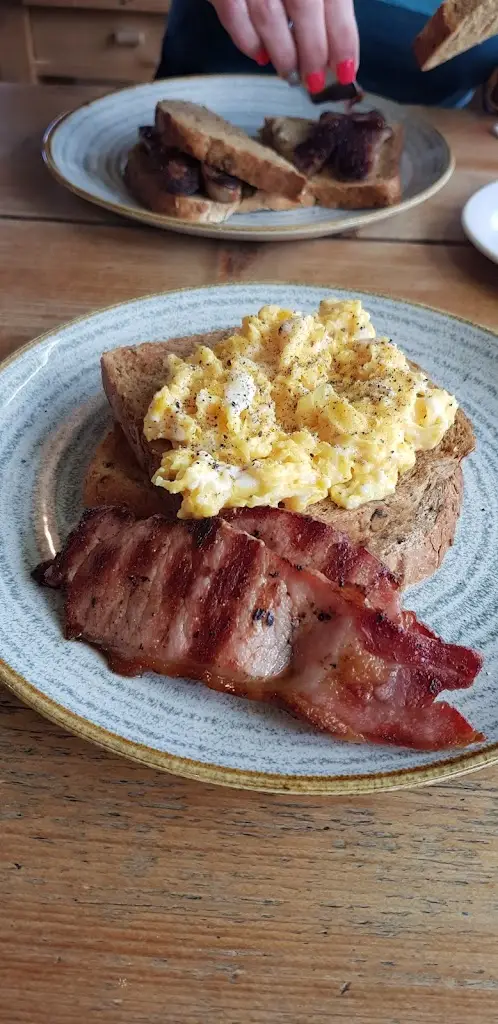 Menu_The Pantry Fine Foods_Exning_image_9