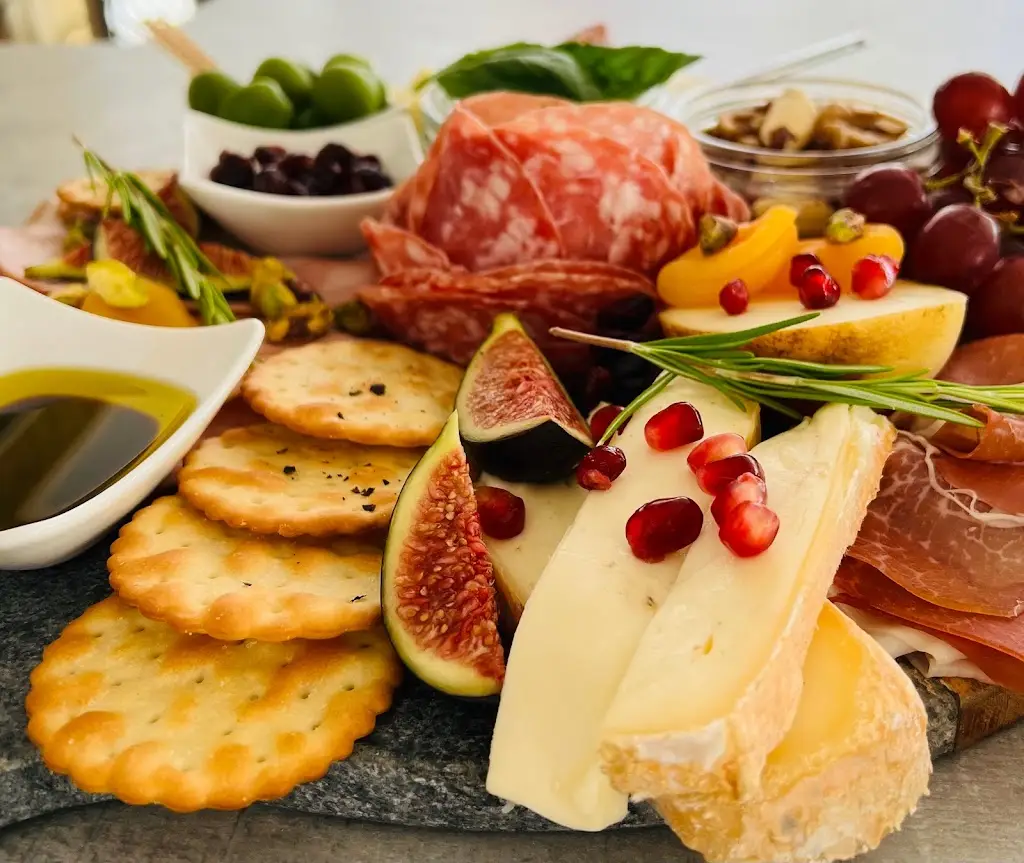 The Graze Kitchen Ltd_Exning_slider_image_3