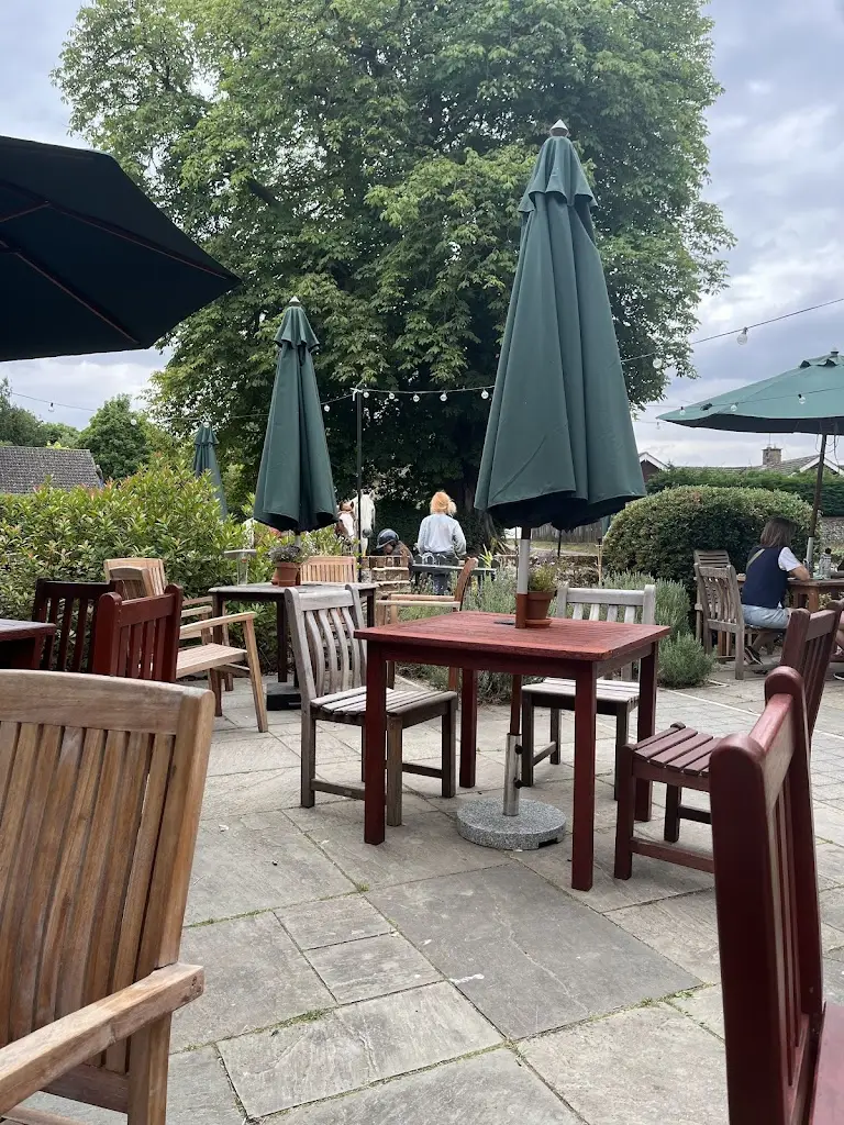 James B_The Three Blackbirds_Exning_review