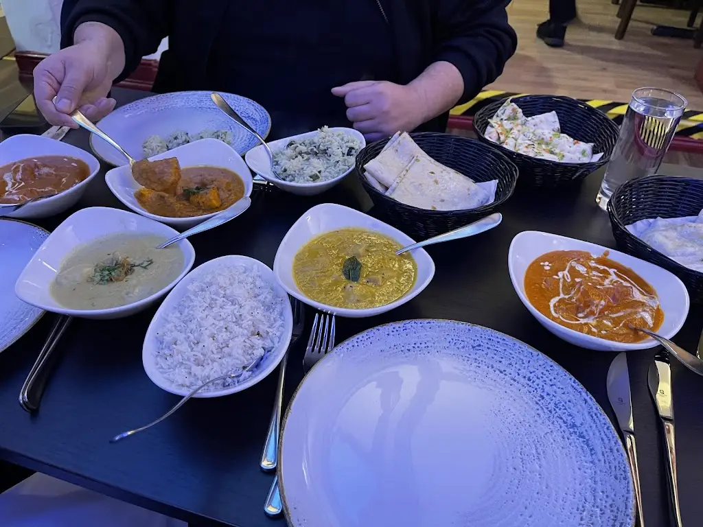 Rose And Mango_Exning_slider_image_2