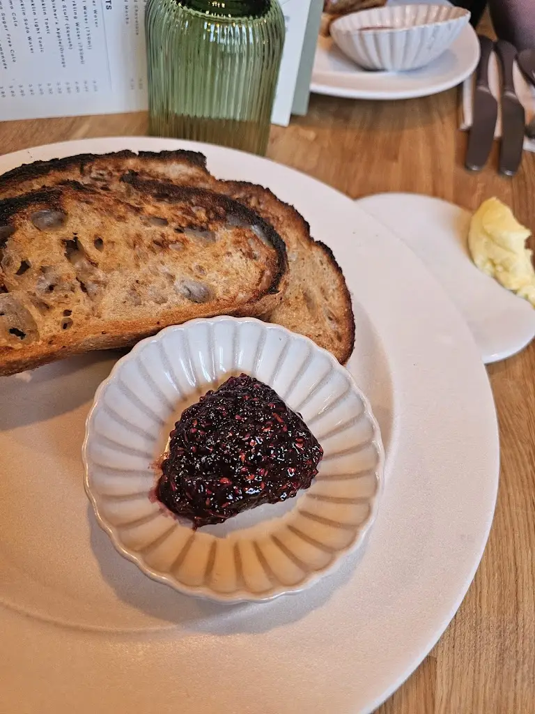 Holly S_Restaurant 209_Farndon_review