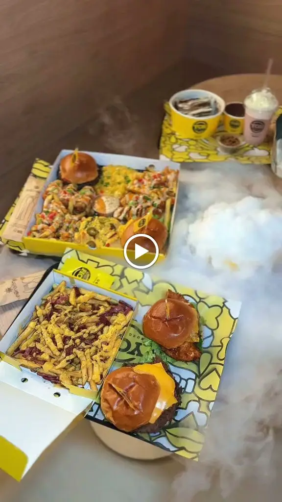 Yoh Burger & Desserts - Failsworth Manchester_Failsworth_slider_image_2