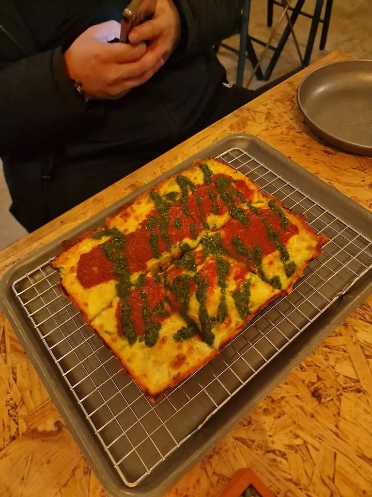 Menu_Corner Slice_Failsworth_image_6