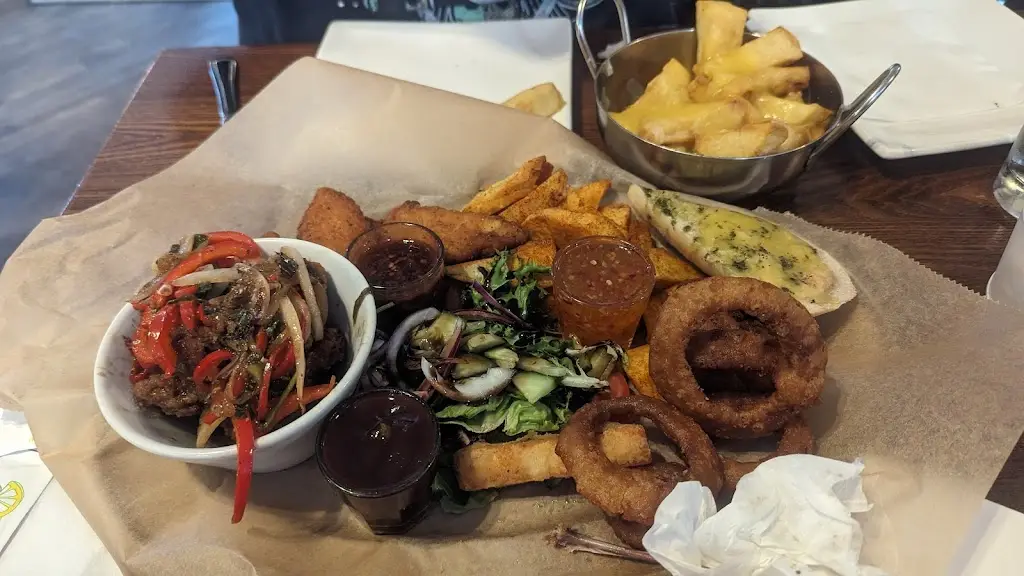 Chris Yates_Willow Tavern_Failsworth_review