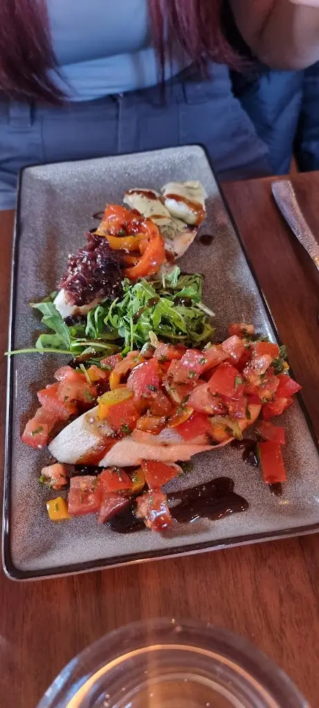 J J_Vine_Addingham_review