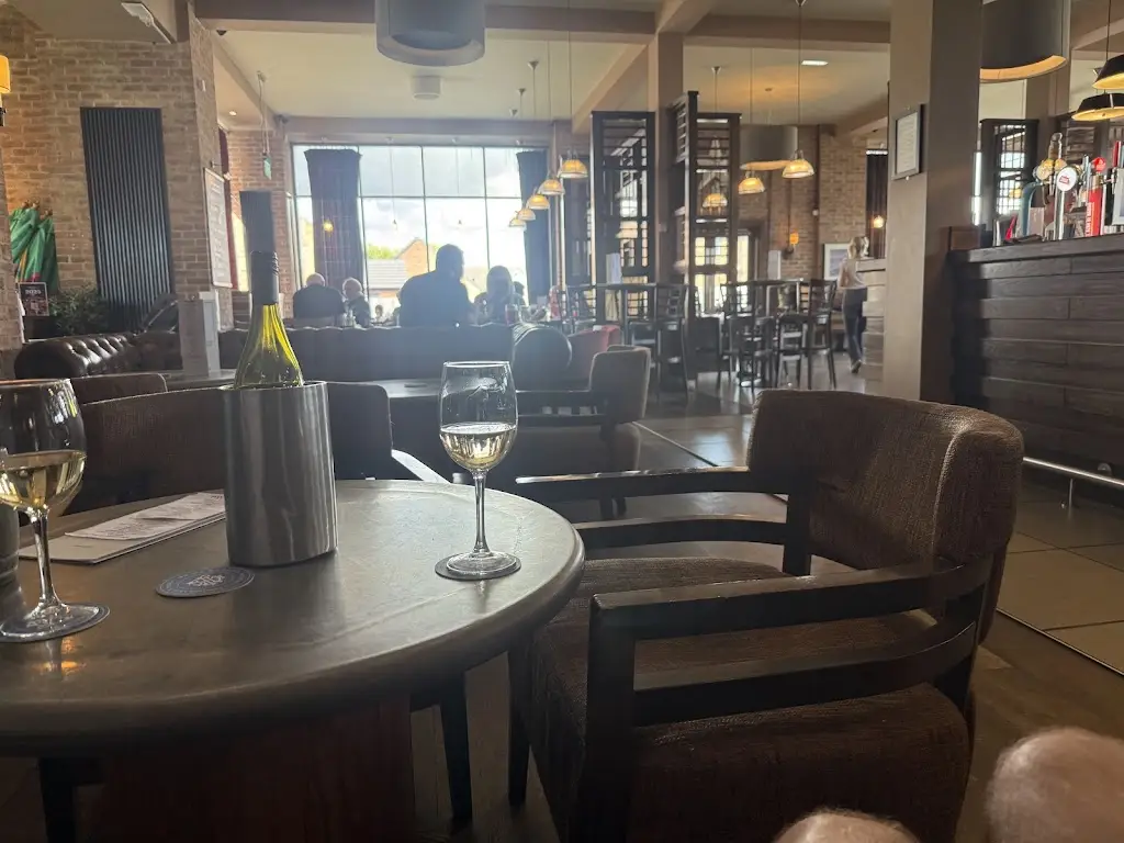 Andrew Sharp_The Pavilion Bar & Grill_Backworth_review